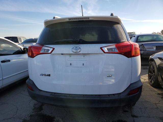 Photo 6 from auction – 2013 TOYOTA RAV4 LE with VIN JTMZFREV4DD010933