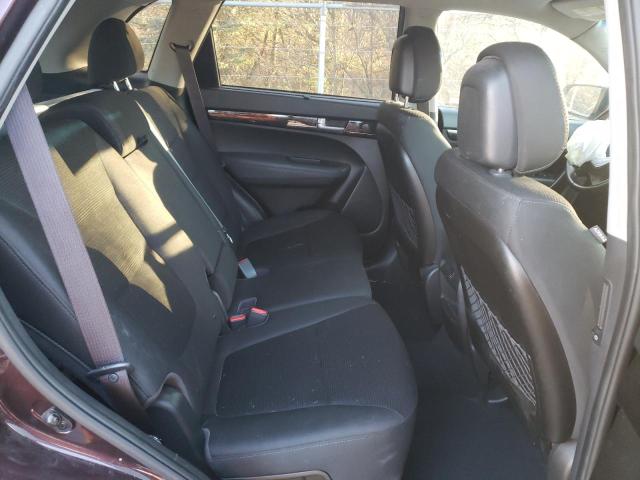 Photo 11 from auction – 2014 KIA SORENTO LX with VIN 5XYKTCA67EG455093