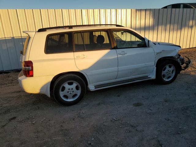 Photo 3 from auction – 2004 TOYOTA HIGHLANDER with VIN JTEEP21A840007848