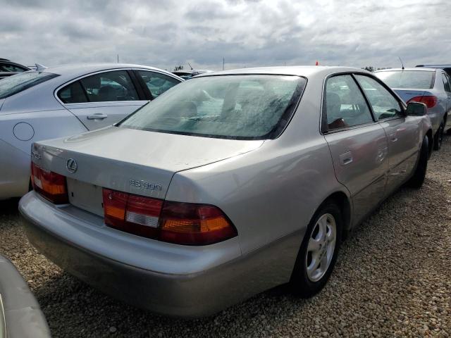 Photo 3 from auction – 1998 LEXUS ES 300 with VIN JT8BF28G4W5022940