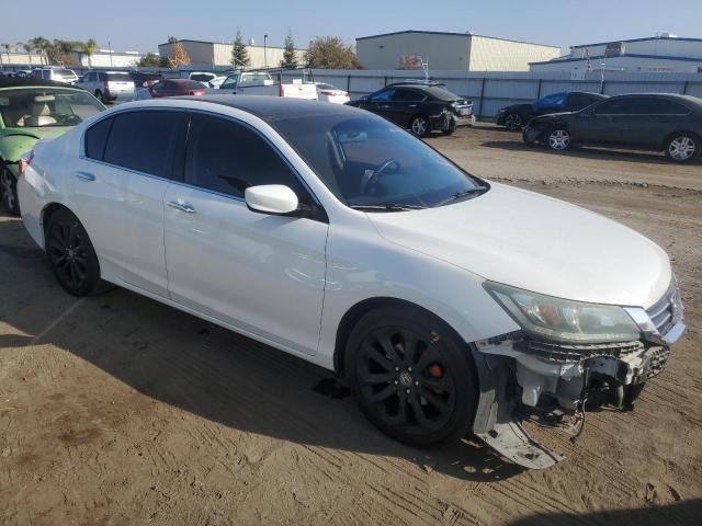 Photo 4 from auction – 2015 HONDA ACCORD SPO with VIN 1HGCR2F50FA255138