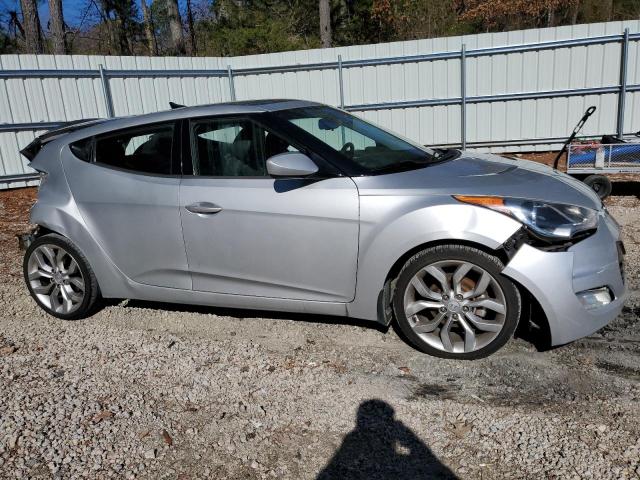 Zdjęcie 4 z aukcji – 2012 HYUNDAI VELOSTER z VIN KMHTC6AD5CU081286