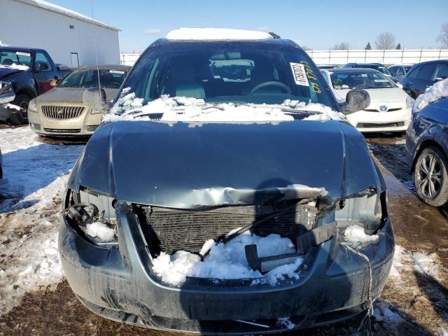 Photo 5 from auction – 2005 CHRYSLER TOWN & COU with VIN 2C4GP44R15R120218