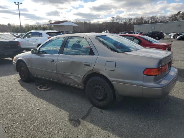 Photo 2 from auction – 2000 TOYOTA CAMRY CE with VIN 4T1BG22K3YU657132