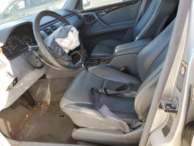 Photo 7 from auction – 2000 MERCEDES-BENZ E 320 with VIN WDBJH65J6YB043368
