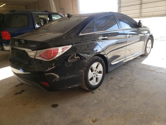 Photo 3 from auction – 2012 HYUNDAI SONATA HYB with VIN KMHEC4A49CA029027