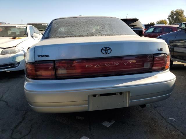 Photo 6 from auction – 1994 TOYOTA CAMRY LE with VIN JT2SK12E5R0259848