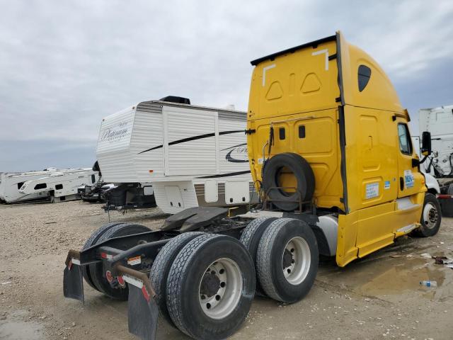 Photo 3 from auction – 2013 FREIGHTLINER CASCADIA 1 with VIN 1FUJGLDR5DSBU5826