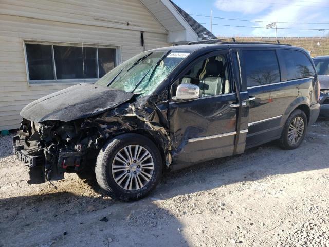 CHRYSLER TOWN & COU 2015 with VIN 2C4RC1CG4FR675393 - Photo from auction
