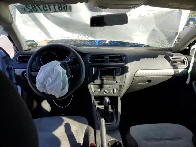 Photo 8 from auction – 2017 VOLKSWAGEN JETTA S with VIN 3VW2B7AJ0HM376691