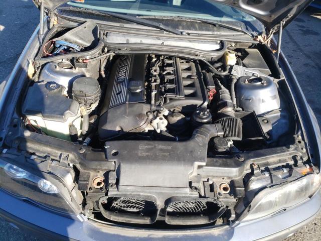 Photo 11 from auction – 2002 BMW 325 I with VIN WBAET374X2NG81684