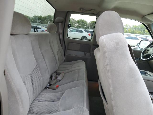 Photo 10 from auction – 2003 CHEVROLET SILVERADO with VIN 1GCEC19T73Z323008