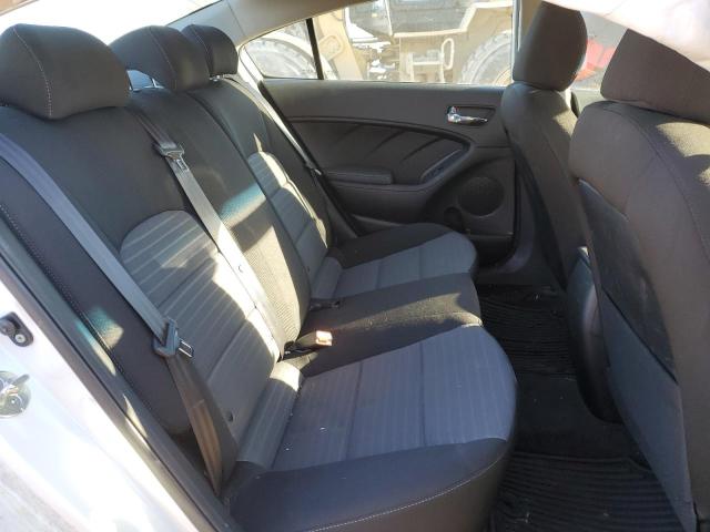 Photo 10 from auction – 2018 KIA FORTE LX with VIN 3KPFL4A76JE215184