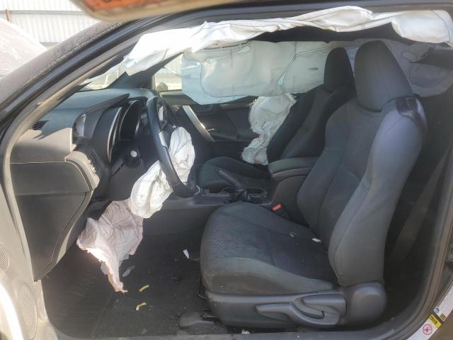 Photo 7 from auction – 2011 TOYOTA SCION TC with VIN JTKJF5C79B3010786