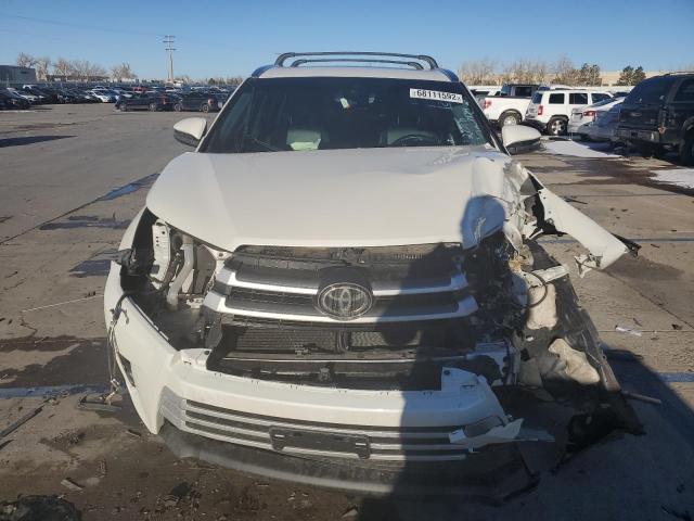 Photo 5 from auction – 2018 TOYOTA HIGHLANDER with VIN 5TDJZRFH5JS527834