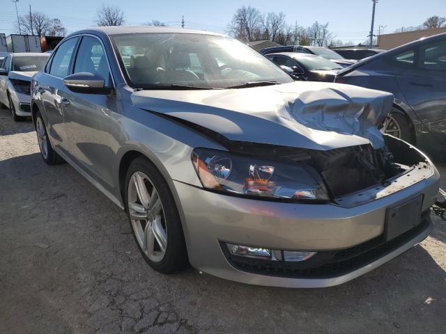 Photo 4 from auction – 2012 VOLKSWAGEN PASSAT SEL with VIN 1VWCN7A3XCC049979
