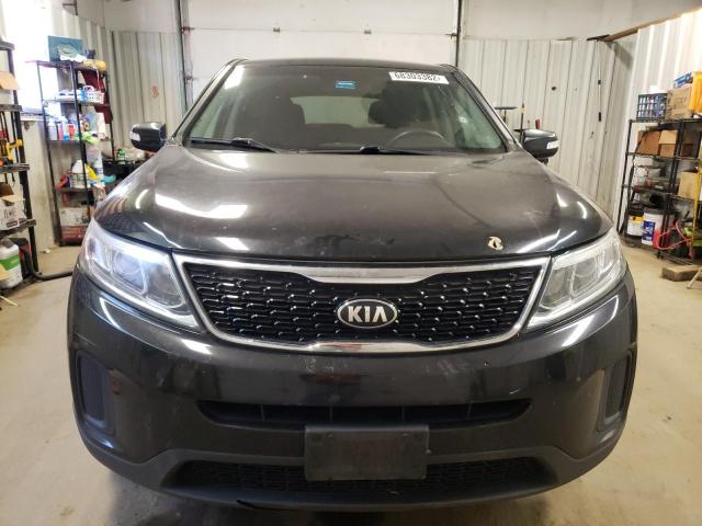 Photo 5 from auction – 2015 KIA SORENTO LX with VIN 5XYKTCA66FG569216