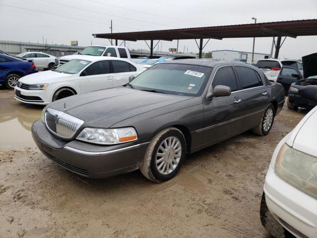Photo 1 from auction – 2004 LINCOLN TOWN CAR U with VIN 1LNHM83W34Y684423