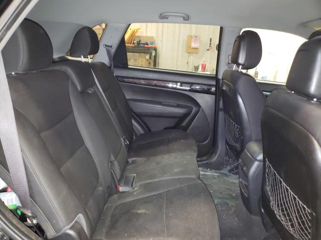 Photo 11 from auction – 2015 KIA SORENTO LX with VIN 5XYKTCA66FG569216