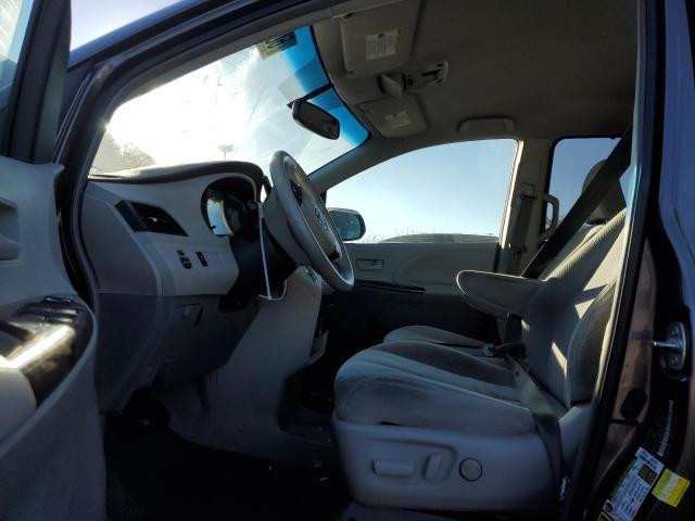 Photo 7 from auction – 2013 TOYOTA SIENNA LE with VIN 5TDKK3DC0DS377388