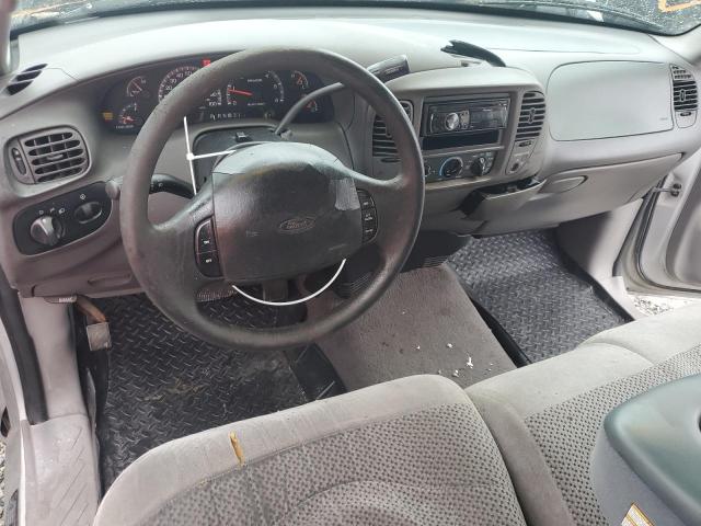 Photo 8 from auction – 2000 FORD F-150 with VIN 1FTRX17W2YNA82346