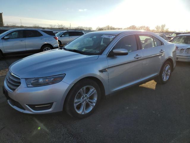 FORD TAURUS SEL 2013 مع رقم تعريف المركبة 1FAHP2E81DG184358 - صورة من المزاد