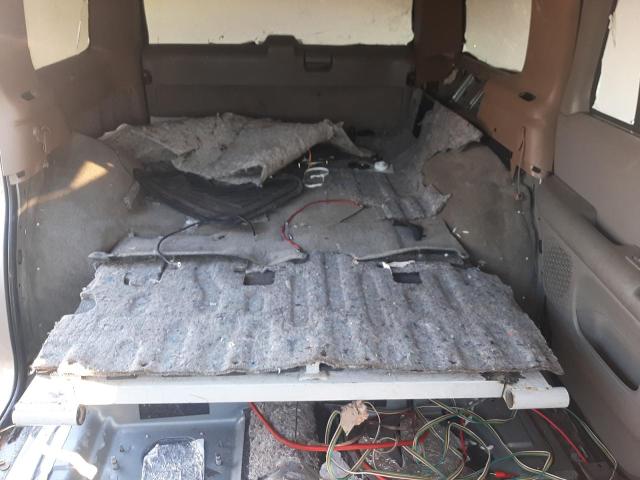 Photo 10 from auction – 2004 CHEVROLET BLAZER with VIN 1GNDT13X14K113948