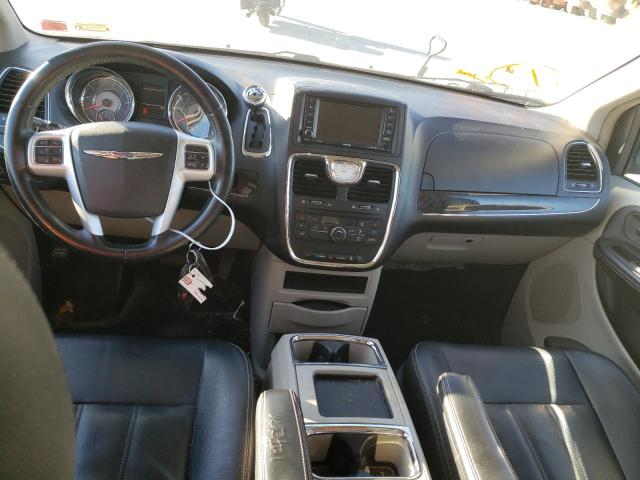 Photo 8 from auction – 2015 CHRYSLER TOWN & COU with VIN 2C4RC1BG0FR589094