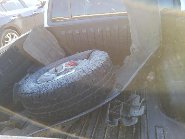 Photo 12 from auction – 2004 FORD EXPLORER S with VIN 1FMZU77KX4UA14798