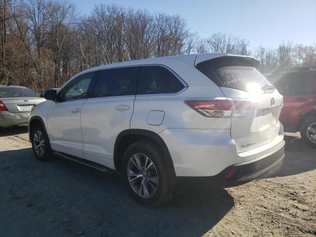 Photo 2 from auction – 2015 TOYOTA HIGHLANDER with VIN 5TDBKRFH8FS148312