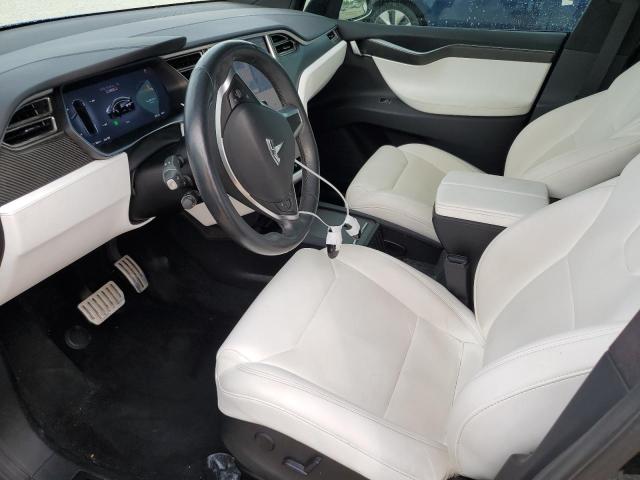 Photo 7 from auction – 2017 TESLA MODEL X with VIN 5YJXCAE49HF077650