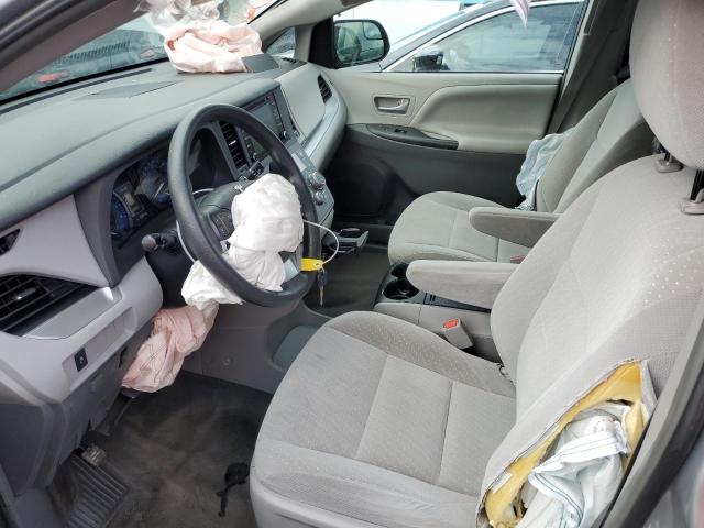 Photo 5 from auction – 2018 TOYOTA SIENNA LE with VIN 5TDKZ3DC9JS945323