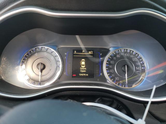 Photo 9 from auction – 2016 CHRYSLER 200 LIMITE with VIN 1C3CCCAB0GN178479