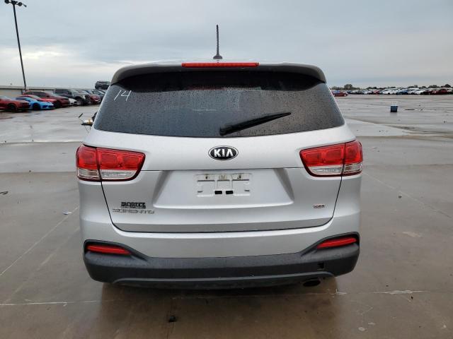 Photo 6 from auction – 2016 KIA SORENTO LX with VIN 5XYPG4A35GG063660