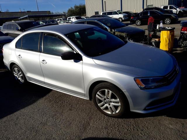 Photo 4 from auction – 2015 VOLKSWAGEN JETTA BASE with VIN 3VW1K7AJ6FM226318
