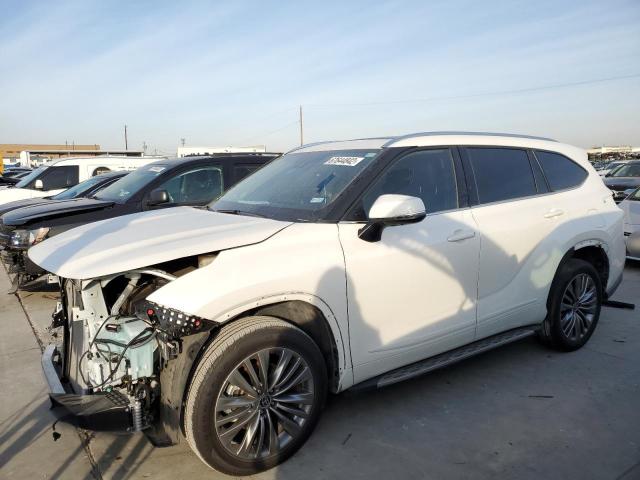 TOYOTA HIGHLANDER 2021 with VIN 5TDFZRAH8MS073550 - Photo from auction