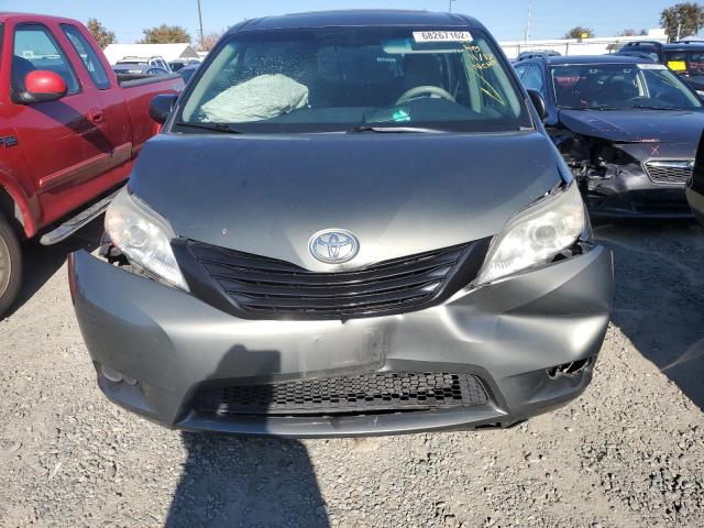 Photo 12 from auction – 2013 TOYOTA SIENNA with VIN 5TDZK3DC5DS282419