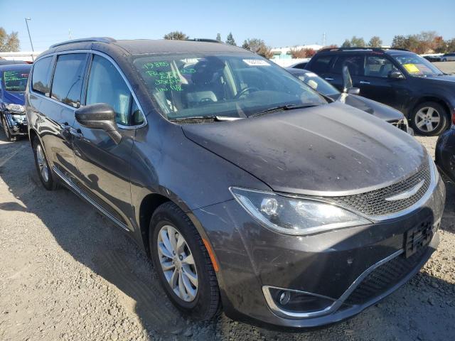 Photo 4 from auction – 2018 CHRYSLER PACIFICA T with VIN 2C4RC1BG6JR152158