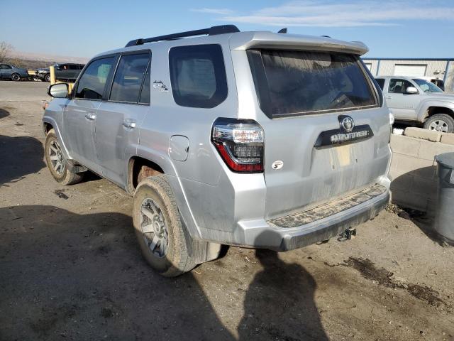 Photo 2 from auction – 2020 TOYOTA 4RUNNER SR with VIN JTEBU5JR4L5769126