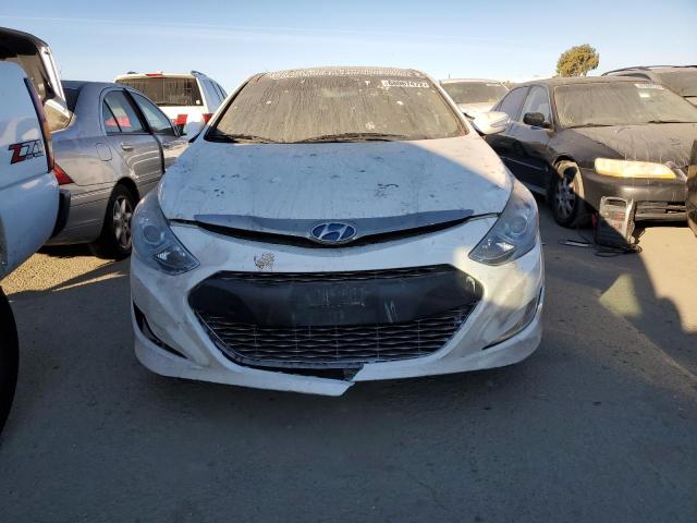 Photo 5 from auction – 2013 HYUNDAI SONATA HYB with VIN KMHEC4A42DA076580
