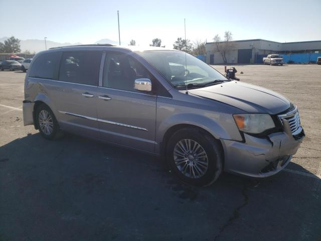 Photo 4 from auction – 2014 CHRYSLER TOWN & COU with VIN 2C4RC1CG1ER340140