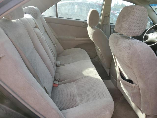 Photo 10 from auction – 2004 TOYOTA CAMRY LE with VIN 4T1BE32K64U337437