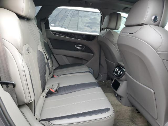 Photo 11 from auction – 2022 BENTLEY BENTAYGA with VIN SJAAM2ZV4NC011397