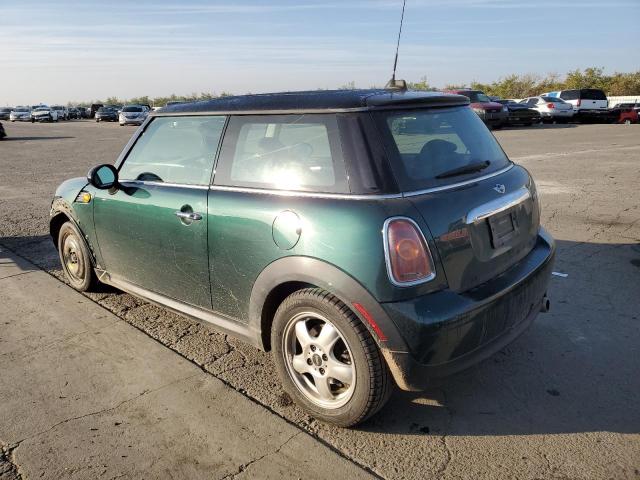 Photo 2 from auction – 2007 MINI COOPER with VIN WMWMF33527TL67898