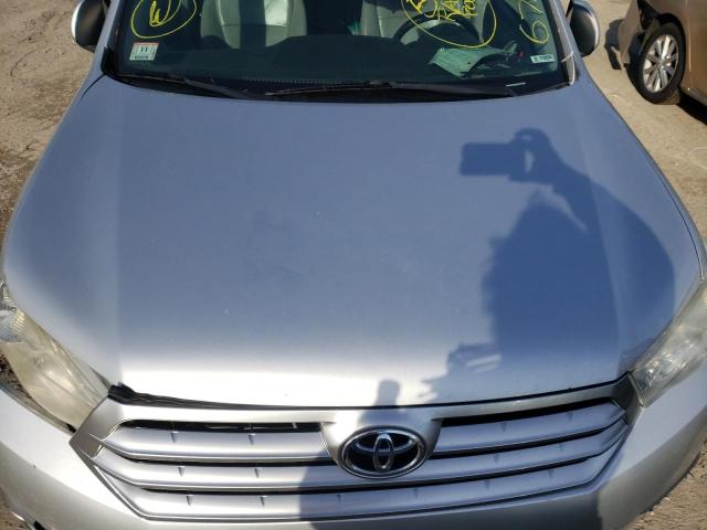 Photo 11 from auction – 2011 TOYOTA HIGHLANDER with VIN 5TDBK3EH9BS079512
