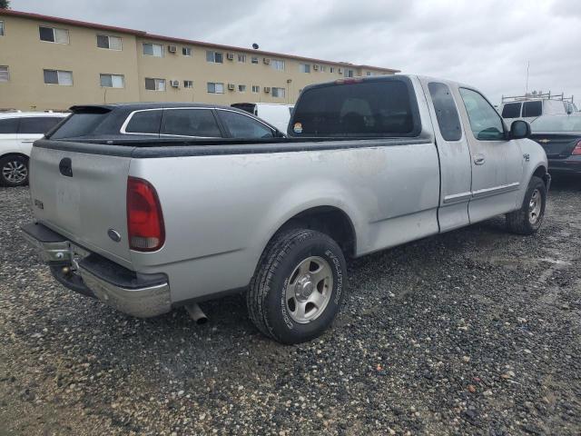 Zdjęcie 3 z aukcji – 2000 FORD F-150 z VIN 1FTRX17W2YNA82346