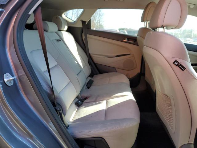 Photo 11 from auction – 2018 HYUNDAI TUCSON SEL with VIN KM8J3CA44JU679839