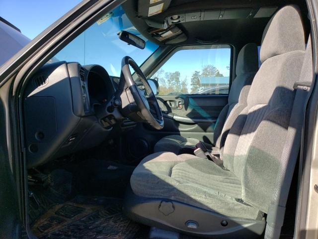 Photo 7 from auction – 2002 CHEVROLET BLAZER with VIN 1GNCS13W52K191670