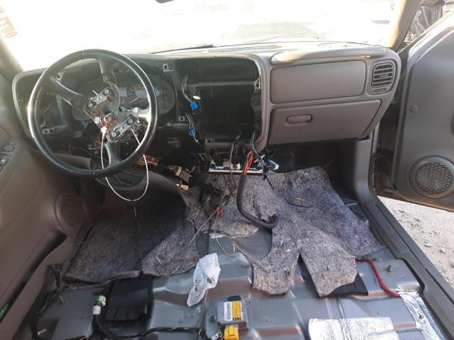 Photo 8 from auction – 2004 CHEVROLET BLAZER with VIN 1GNDT13X14K113948