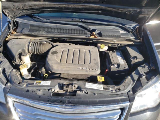 Photo 12 from auction – 2015 CHRYSLER TOWN & COU with VIN 2C4RC1BG0FR589094